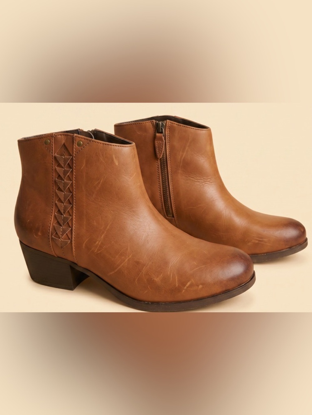 Clarks Artisan Maypearl Fawn Dark Tan Leather Ankle Boots Size